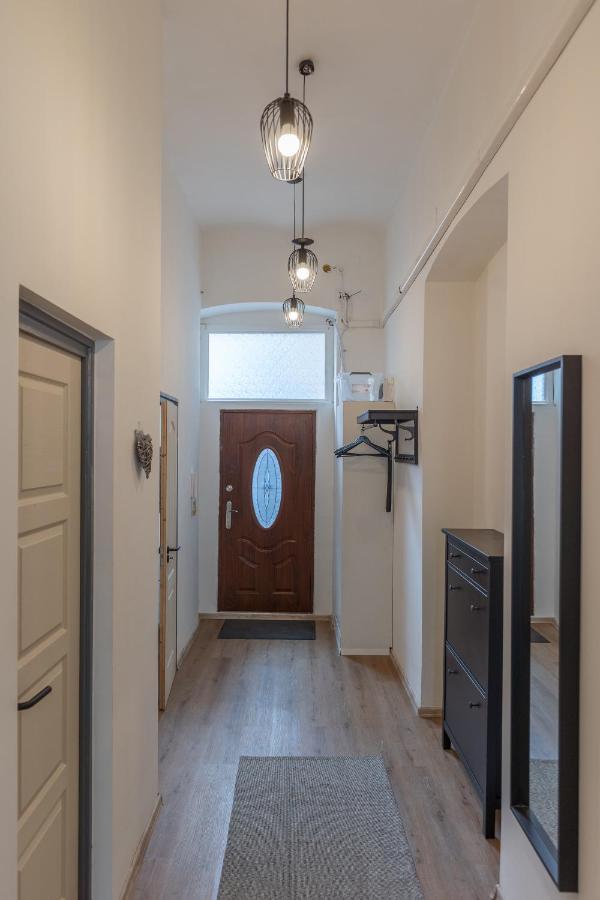 Emily'S Lovely Place Budapest Luaran gambar